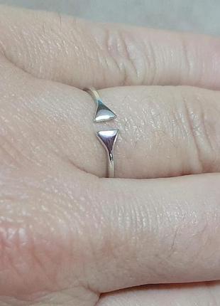 Серебряное кольцо. 901-00932 15 16