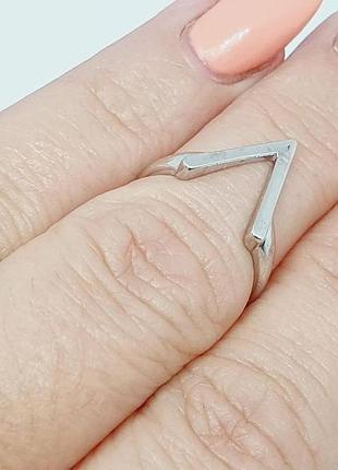 Серебряное кольцо. 71401 16