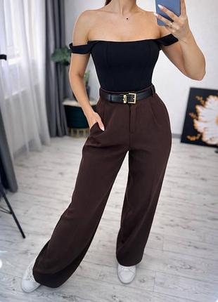 Стильні класичні брюки палаццо