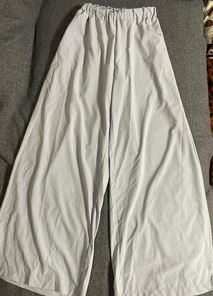Легеньгі штани,дуже класні на літо