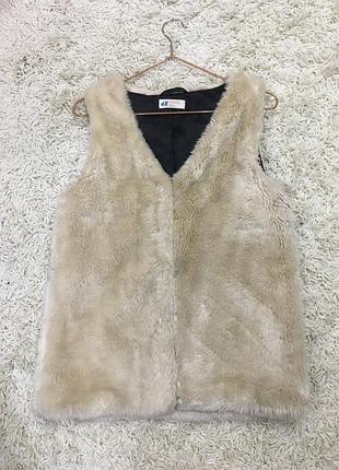 Продам меховую / плюшевую жилетку, шубку / жилет h&m на подкладке