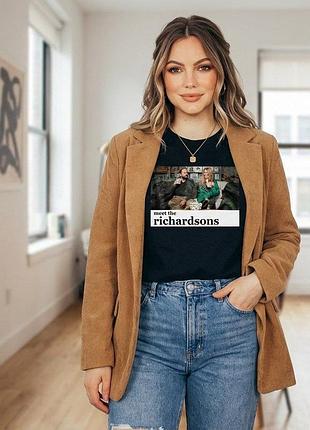 Футболка женская бренда primark 
замеры:пог-48 см; длина изделия -64, длина рукава -21 см.