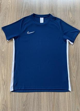 Мужская спортивная футболка nike