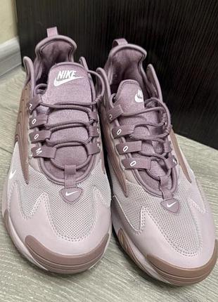 Кросівки жіночі nike