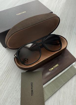 Сонцезахисні окуляри tom ford