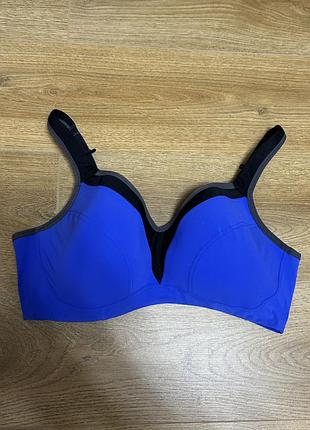 Спортивний топ 40dd