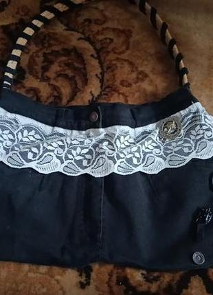 Продаю сумку, удобная авторская работа,street style. первая работа автора, отсутствует внутри подкладки.
