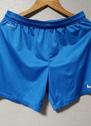 Спортивные шорты nike dri-fit в ярко-голубом цвете