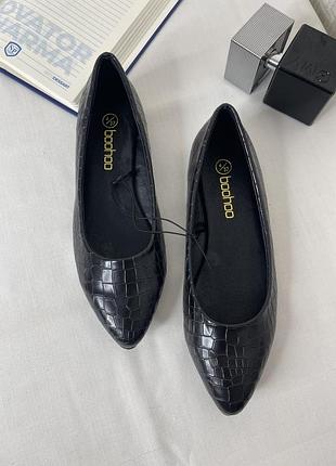 Балетки від boohoo