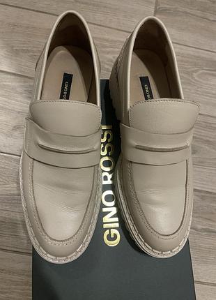 Лофери gino rossi 37