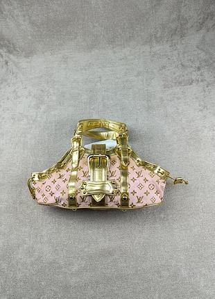 Мономаграмна сумка louis vuitton theda