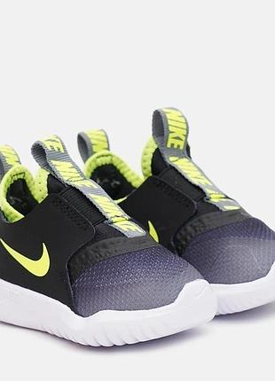 Кросівки дитячі nike flex runner