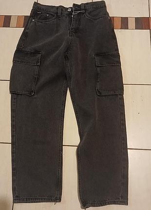 Нові джинси беггі baggy cropp штани розмір s-m
продаю, бо мені замалі(мій обхват талії 80/бедер 102)
брала за 1400