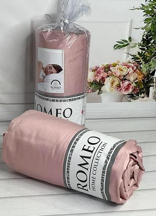 Простынь сатиновая на резинке с наволочками romeo home 160х200 см розовая
