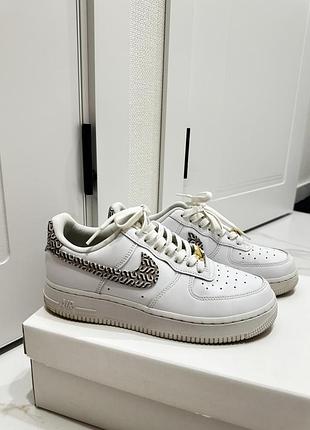 Жіночі кросівки nike