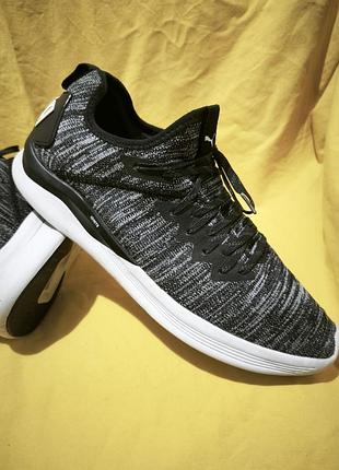 Мужские оригинальные кроссовки puma.размер44.5
