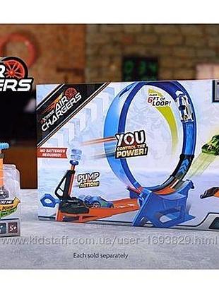 Air chargers stunt loop set with air pump & car трек з трампліном і помпоютрек с трампліном и помпой