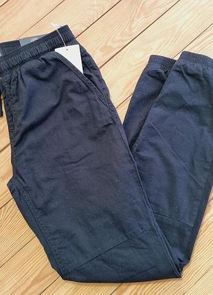 Модні підліткові штани slim c&a, зріст 158, колір: чорний