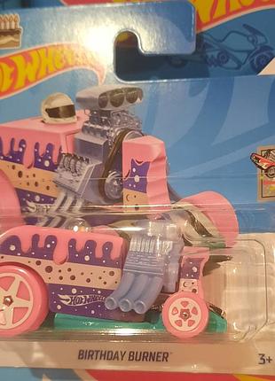 Hot wheels 2024 celebration racers birthday burner 8/10 146/250 htd83 торт машинки базові колекційні хот вілс