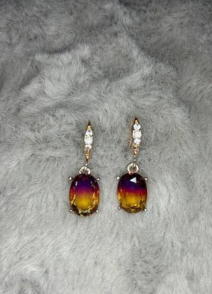 Серьги женские серебристые с крупным камнем | стильные серьги пуссеты на каждый день | винтажная бижутерия филетово-желтый