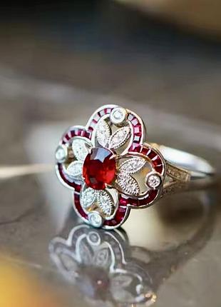 Сріібне кільце з фіанітами