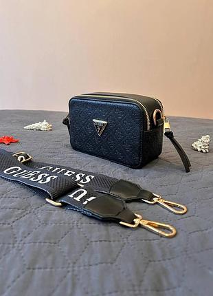 Guess zippy snapshot black ремешок чисто черный. 21x12.5x7