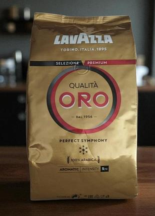 Кофе lavazza qualita oro в зернах лавацца оро 1 кг зерновой кофе арабика 100%