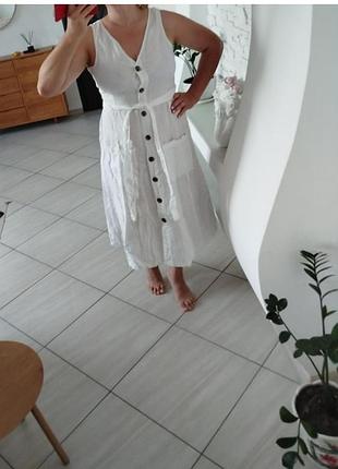 Льняное белоснежнее платье