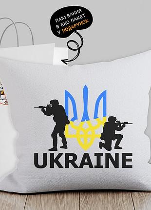 Подушка з патріотичним зображенням "герб україні і воїни"