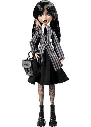 Коллекционная кукла уэнсдей аддамс в школьной форме mattel monster high x wednesday addams