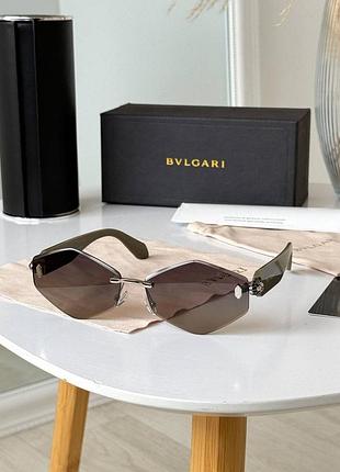 Женские солнцезащитные очки безоправные 2026 new bvlgari ромби