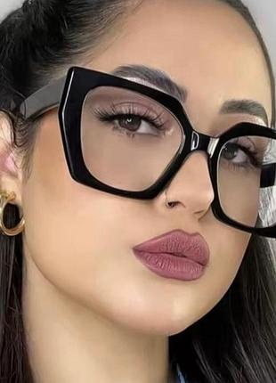 Имиджевые очки для стиля кошачий глаз