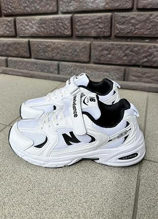 Кросівки new balance комбіновані білі 34