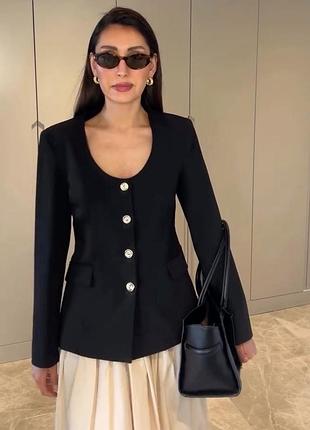 Черный приталенный жакет с акцентными пуговицами zara
🔥🔥🔥🔥🔥🔥🔥🔥🔥🔥🔥🔥