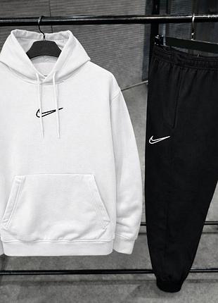 Спортивный костюм nike