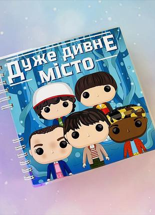 Интерактивная книга очень необычный город на липучках