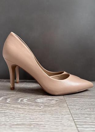 Туфлі-човники aldo. розмір eur 38,  на ногу 24 -24,5 см. дуже мʼякі