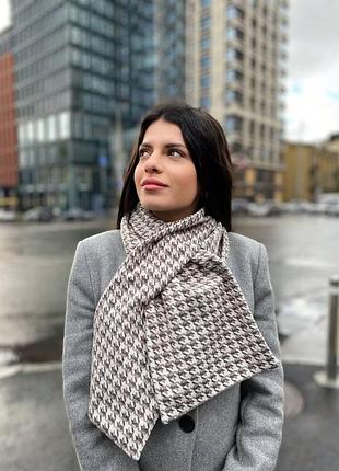 Теплый дизайнерский бежево-коричневый шарф "нью йорк" от бренда my scarf в стильном принте гусиная лапка