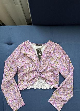 Кроп-топ новий з біркою boohoo twist front floral crop top
