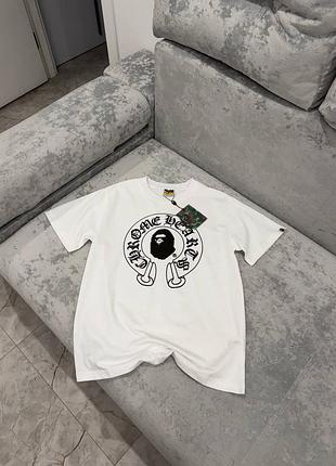 Футболка від бренду  bape