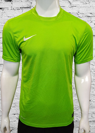 Оригинальная спортивная футболка nike dri-fit в сочном салатовом цвете