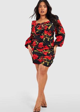 Boohoo 16 р яскрава сукня
