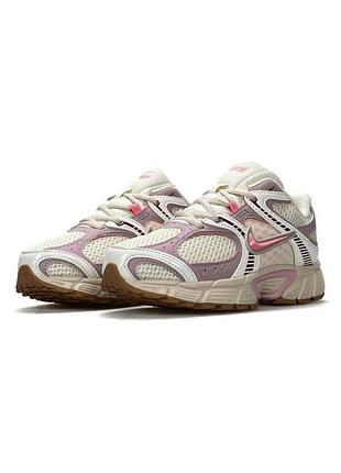Жіночі кросівки nike v5 rnr beige purple