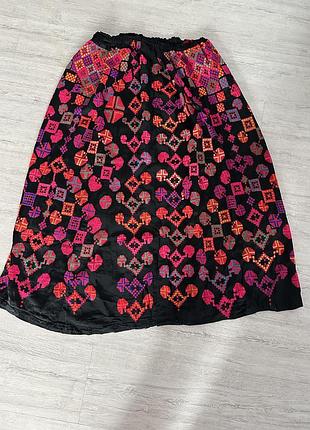 Вінтажна етнічна спідниця з ручною вишивкою • boho • folk • handmade