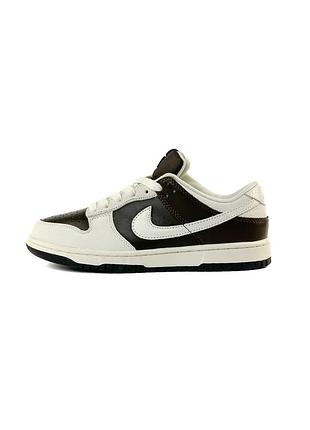 Nike sb dunk
“dark brown / cracked skin”