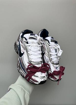 Nike initiator 9