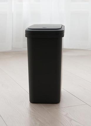 Відро для сміття з кришкою