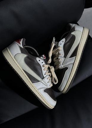 Кросівки nike jordan travis scott оригінал