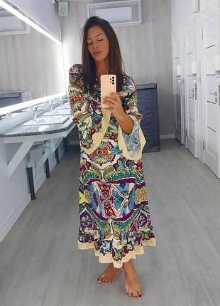 Продам платье под zara новое есть 2 штуки.