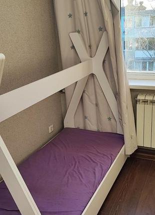 Кровать с артопидическим матрасом